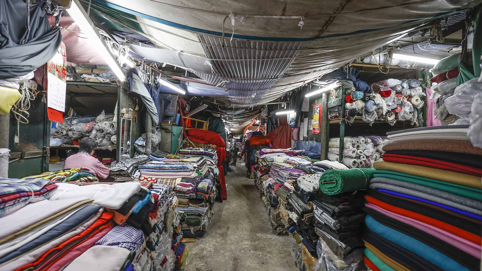 Yen Chow Street Temporary Hawker Bazaar