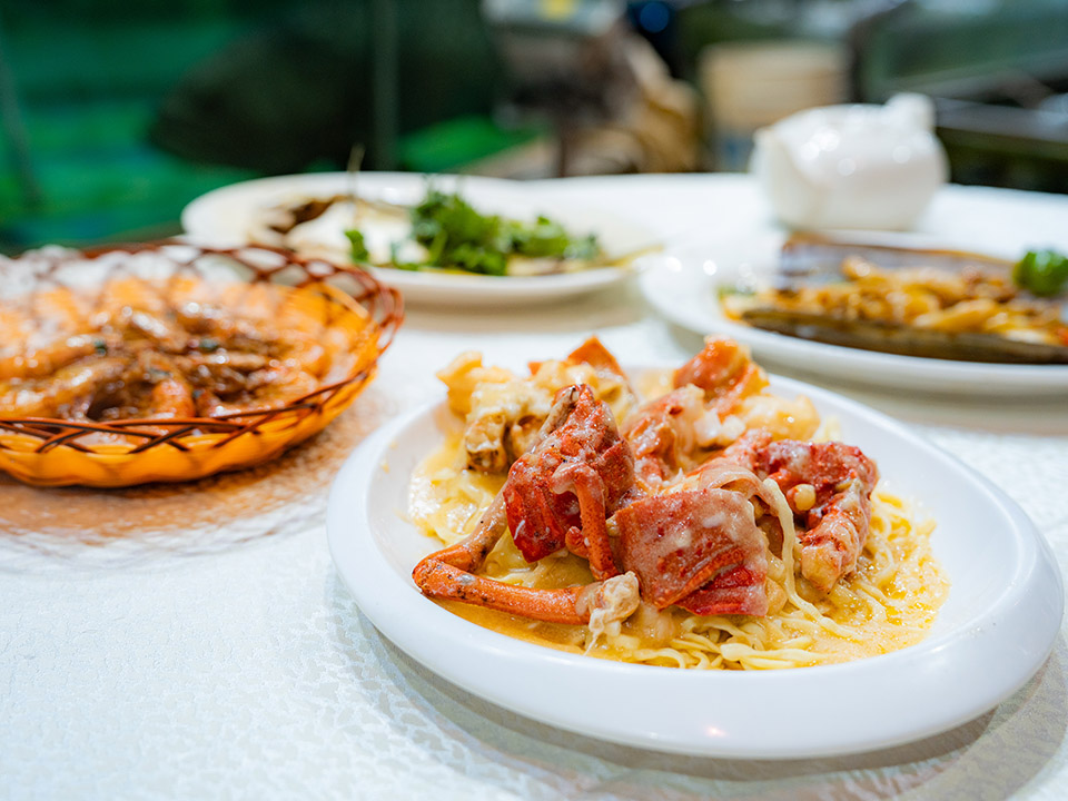 Renowned for authentic local seafood dining experience