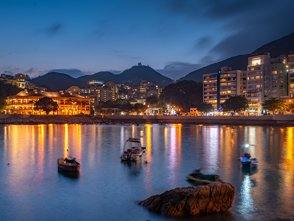 Experience authentic Hong Kong vibes in Stanley