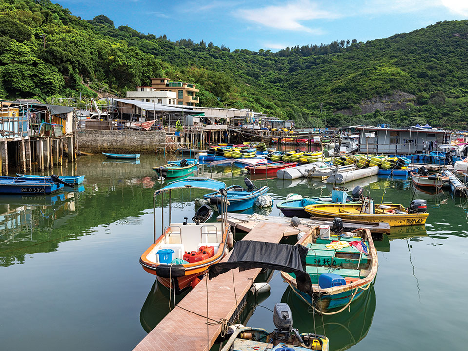 岸邊的碼頭及海上棚屋