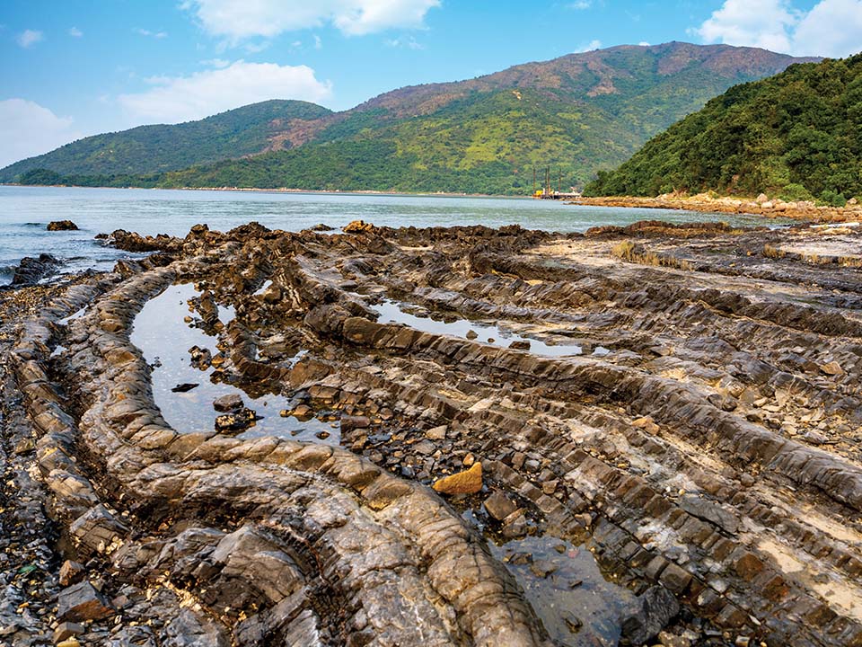 Plage de galets à Lai Chi Chong