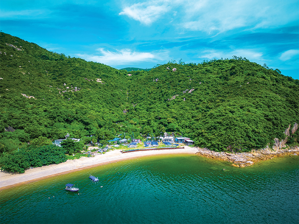 土地湾（To Tei Wan）ビーチの空撮