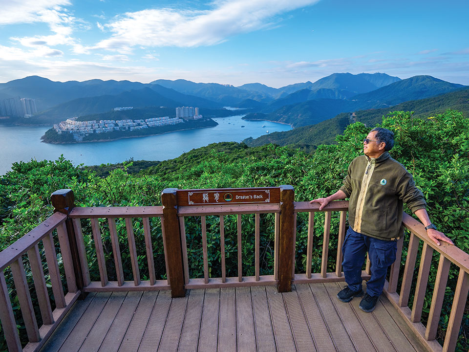 ผู้พิทักษ์แห่งเขาหลังมังกรและที่ไกลออกไป: เรื่องราวของคุณ Fan Wai-yip ช่างฝีมือประจำอุทยาน