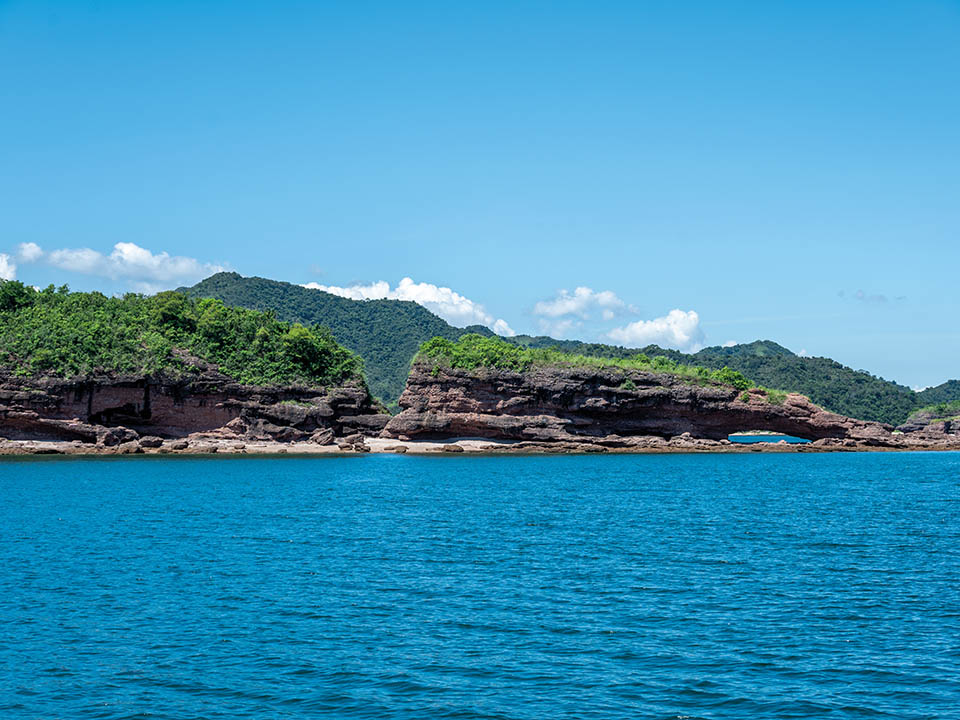 鴨眼（海蝕拱）1