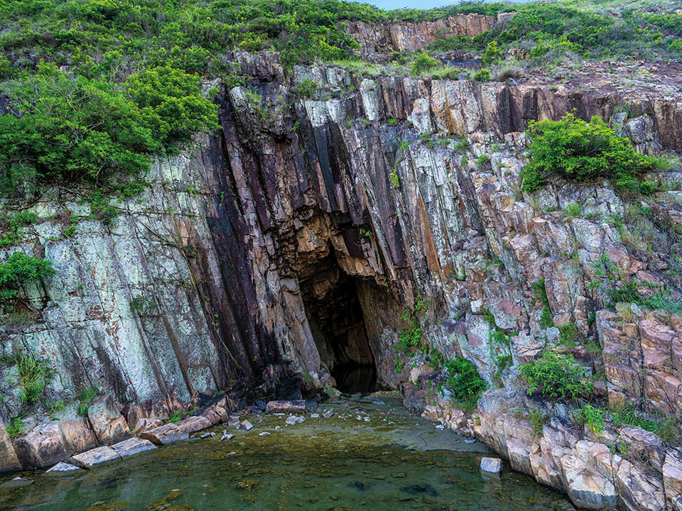 海蝕洞