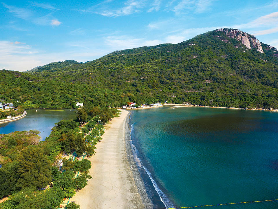 Pui O Beach, Summer activity