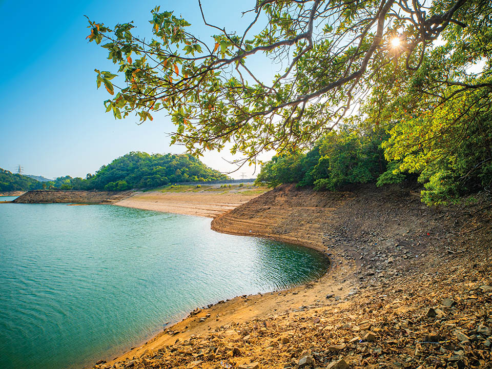 Pineapple Dam Nature Trail, Hiking