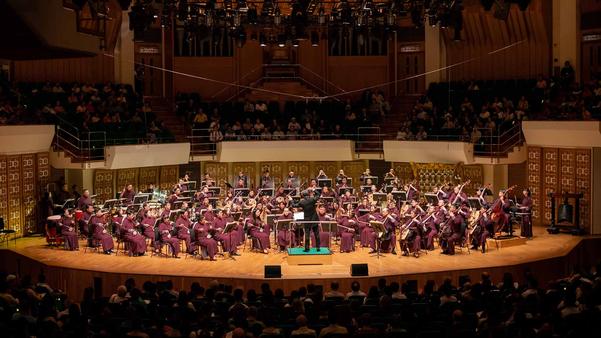 Enjoy traditional and contemporary Chinese music