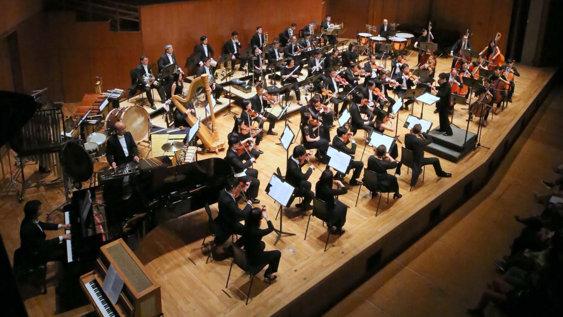 Feel the energy of the Hong Kong Sinfonietta