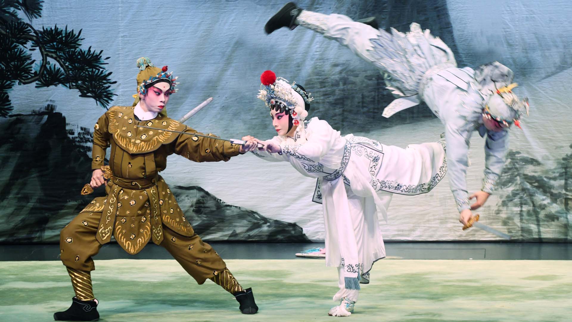 Enjoy Cantonese opera with the Chinese Artists Association of Hong Kong