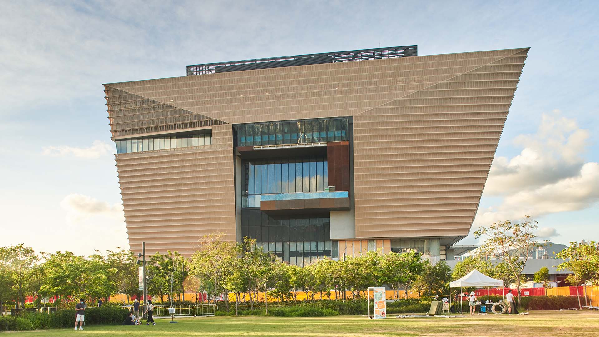Découvrez l'art et la culture chinois au Hong Kong Palace Museum