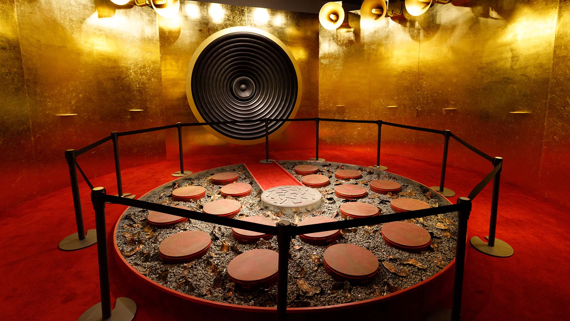 The exhibits of Hong Kong Palace Museum