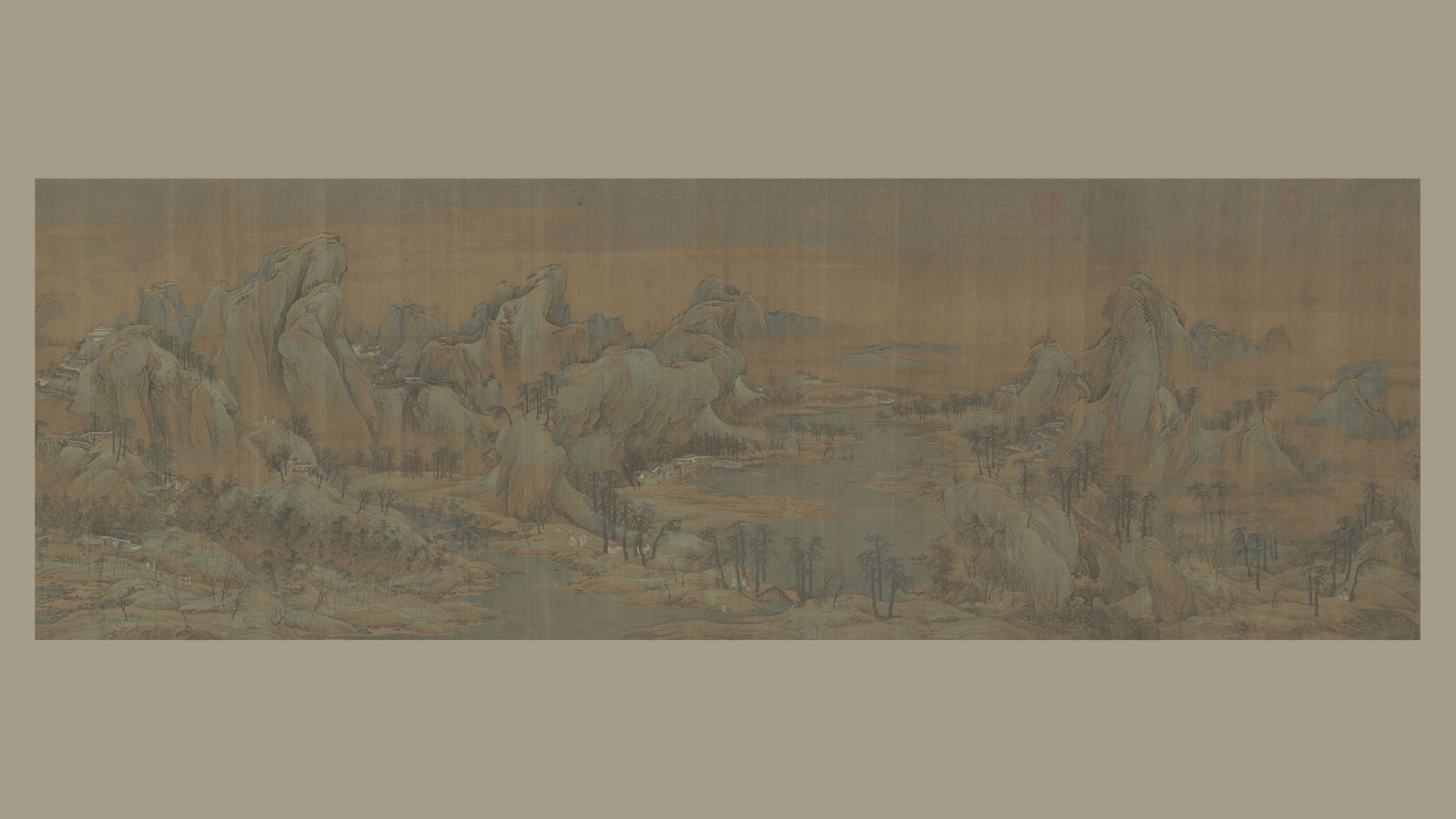 Herfstkleuren boven rivieren en bergen