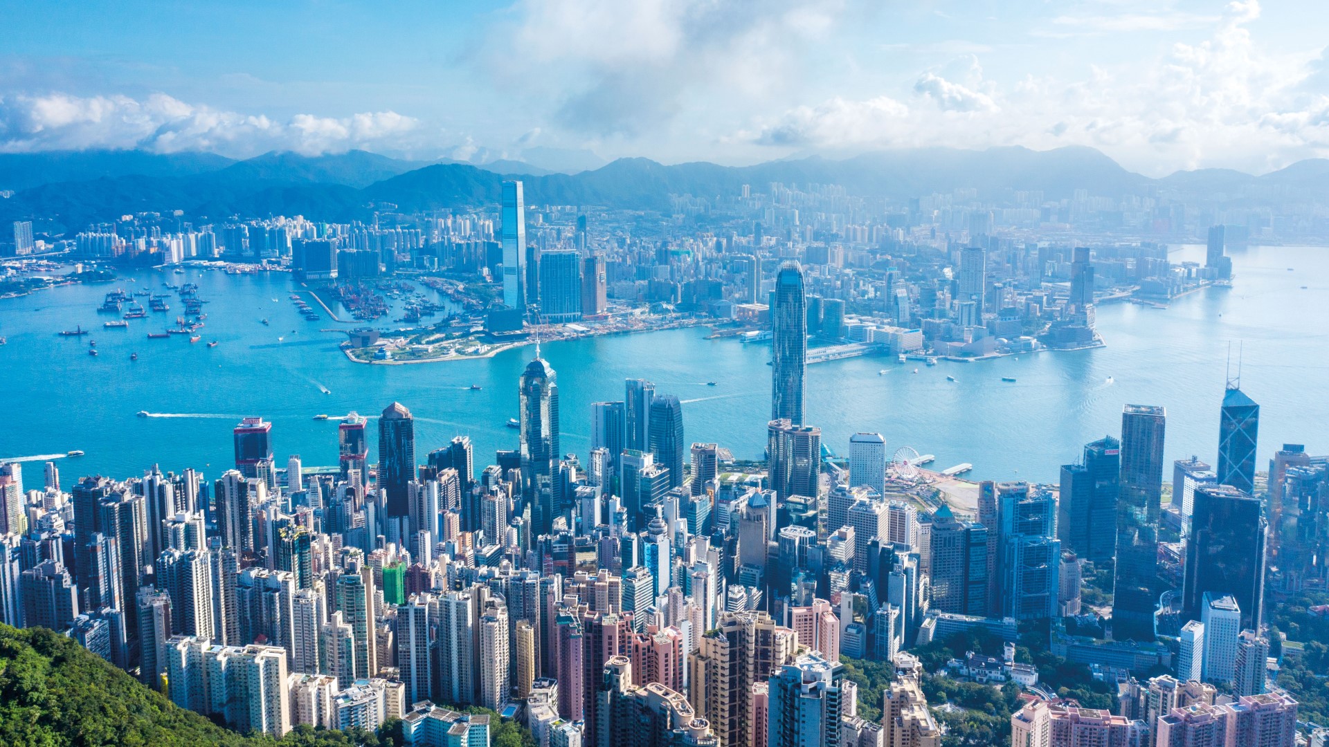 A journey through Hong Kong: Explore the city's top cultural and financial  highlights