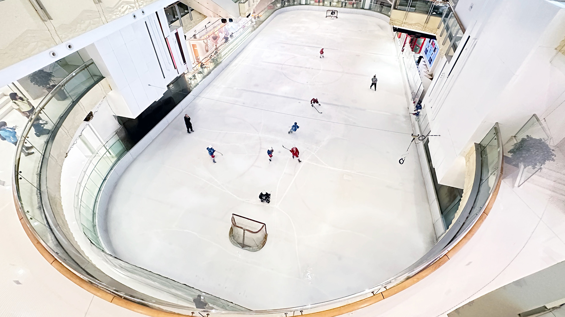 Ice-skating rink at the ELEMENTS