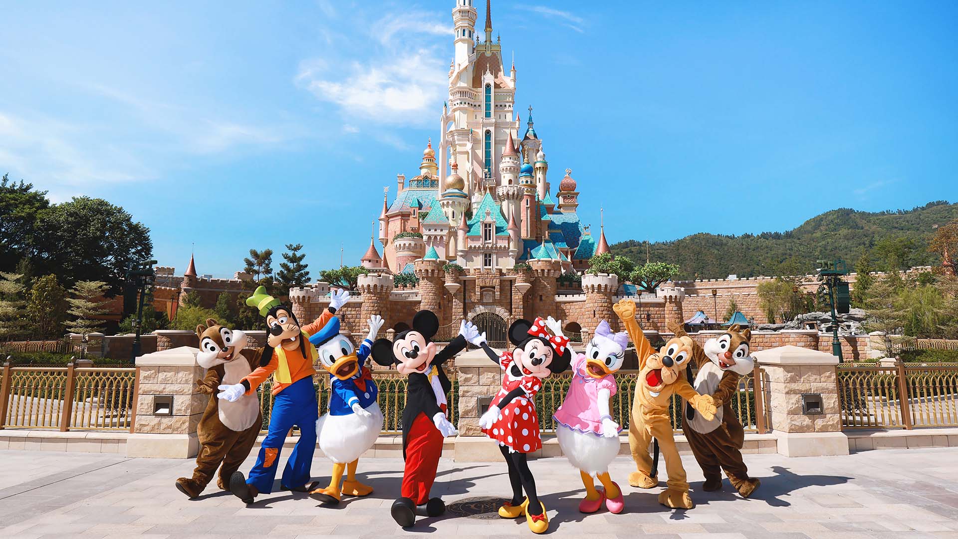 Have a magical experience with your favourite Disney characters at Hong Kong Disneyland Resort