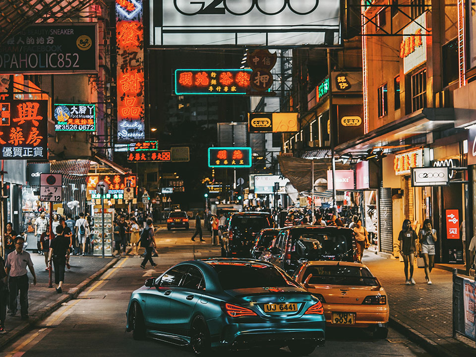 Mongkok offers a mix of upmarket malls and street markets