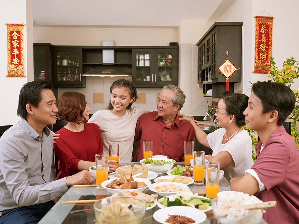 Family and friends gather at Chinese New Year to enjoy festive dishes like poon choi, fat choy, and oysters.