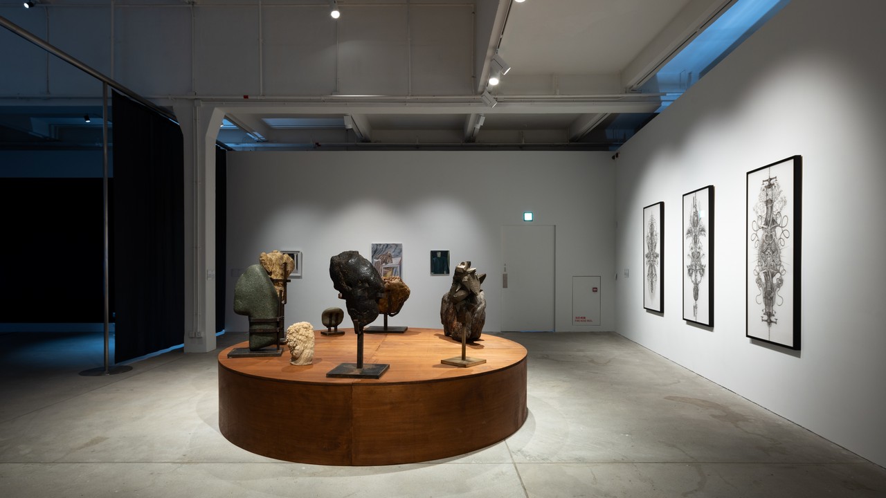 La scène artistique de Hong Kong avec la peintre murale Elsa de Jean de Dieu