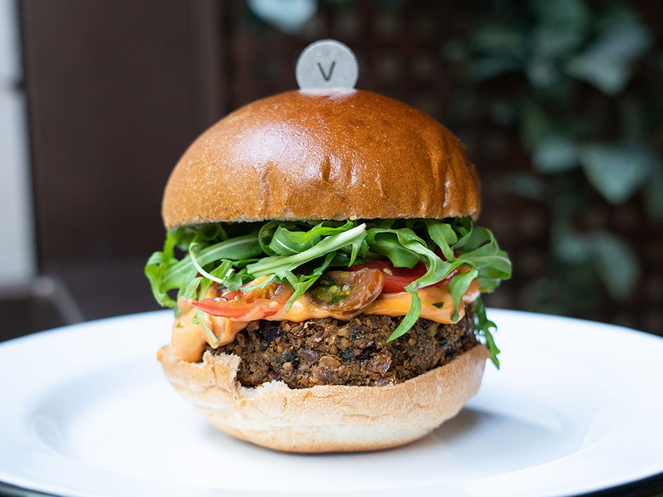 Falafel burger