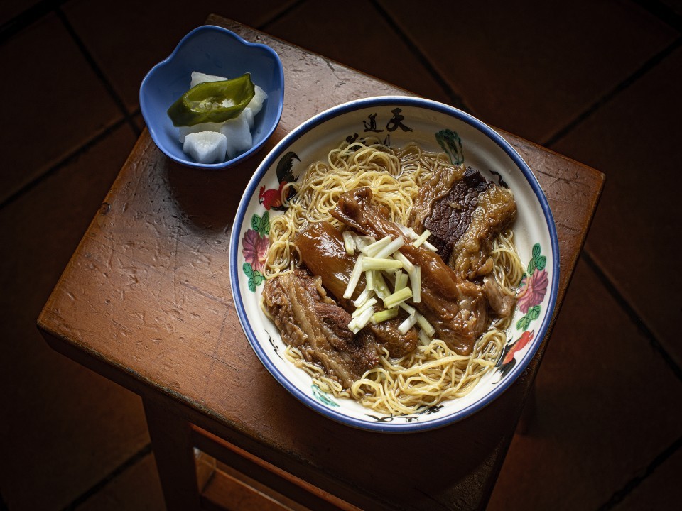 A bowl of beef brisket noodles.