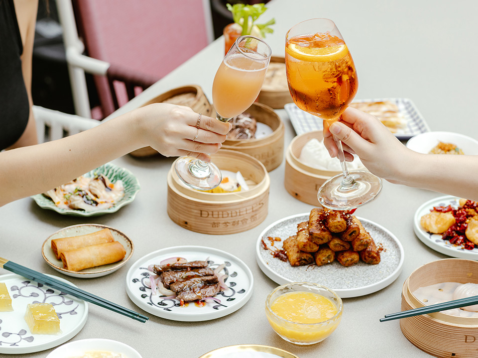 都爹利會館在週末有無限量供應的點心早午餐。