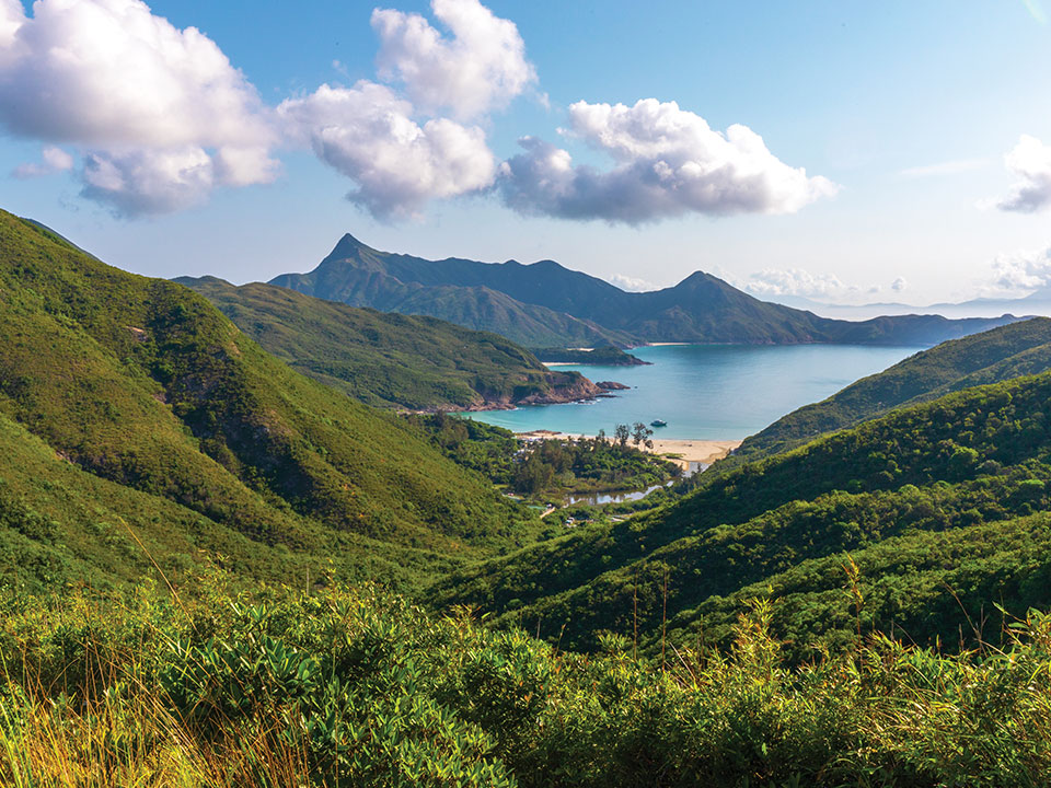 マクリホース・トレイル（MacLehose Trail Sections 1 & 2）  ：挑戦的なハイキングで平和と静けさを満喫