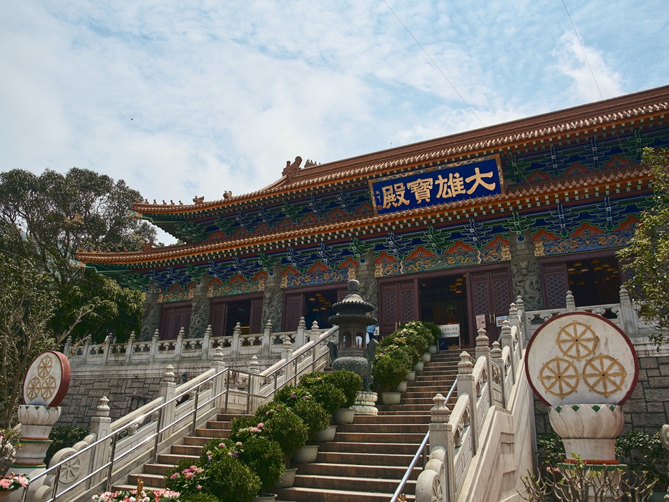 大嶼山昂坪宝莲禅寺