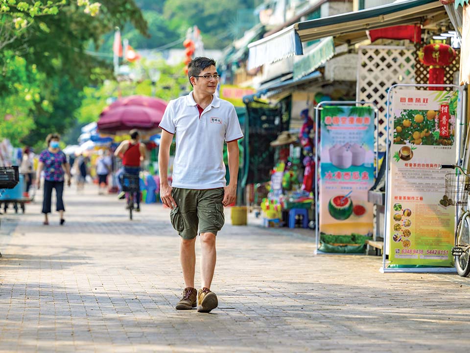 Martin Kwok on San Hing Praya Street