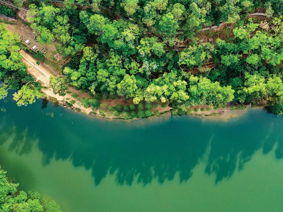 Pemandangan udara dari Lau Shui Heung Reservoir