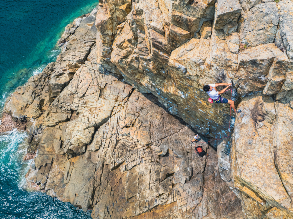 Challenging sea cliffs for adventurous rock climbers