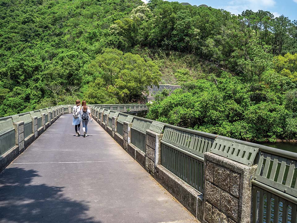 Wandern im Hok Tau Reservoir