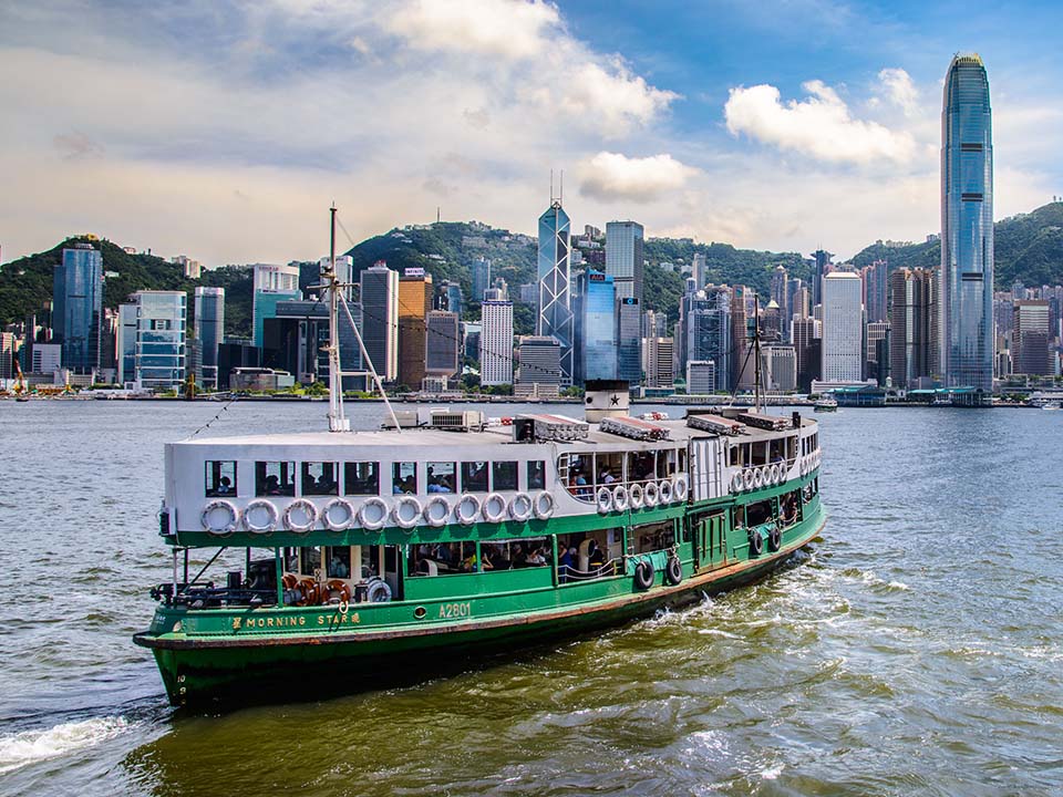 10 things every visitor must experience in Hong Kong