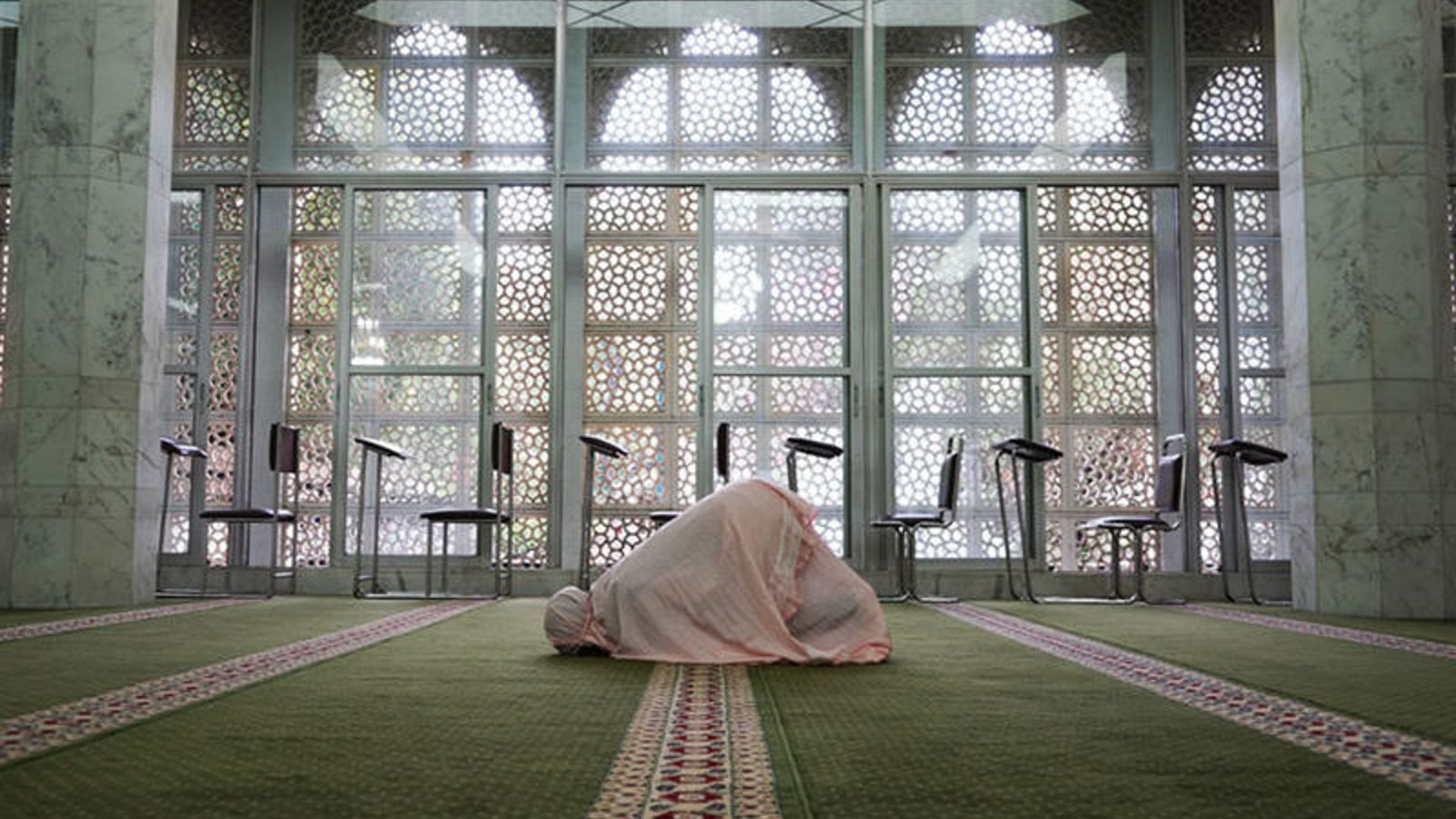 Take a break at Ocean Terminal deck