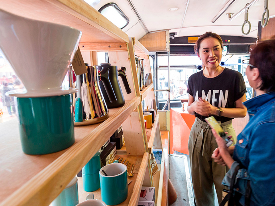 Tong Chong Street Market offers performances and food tastings