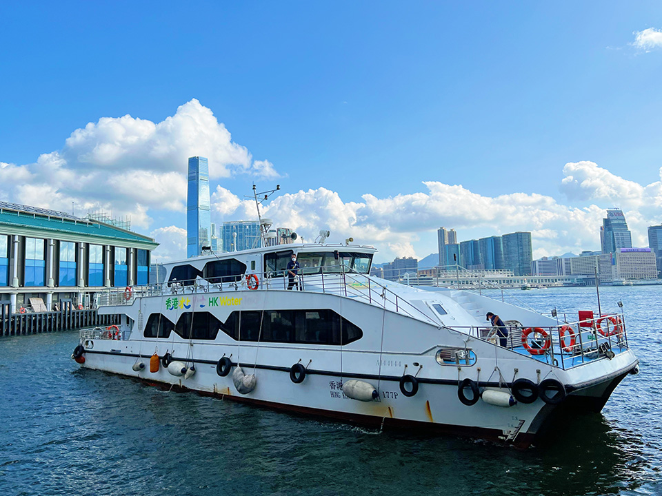 water-taxi-960x720