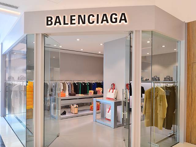 balenciaga outlet store