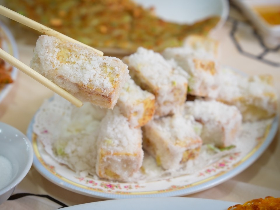 sweet deep-fried taro