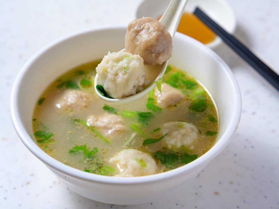 豬肉墨魚丸粉麵