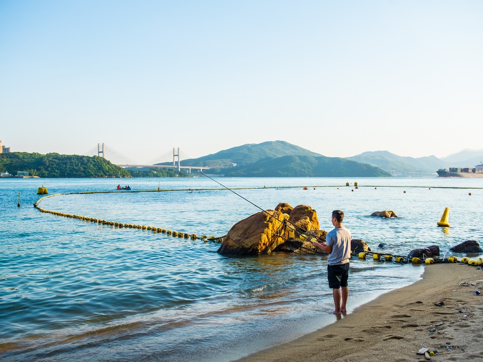釣魚灣泳灘（Angler’s Beach）