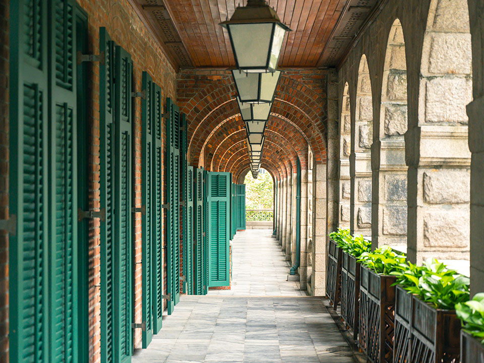 The Sai Ying Pun Community Complex’s arched walkway retains an antique charm