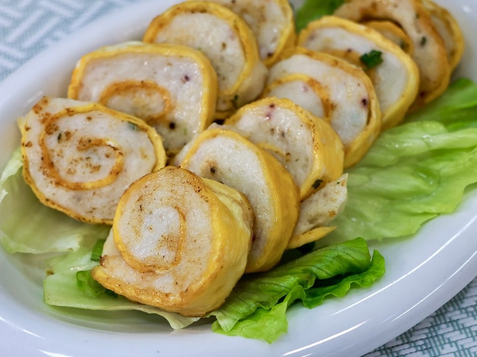 Cuttlefish Omelette Roll-ups