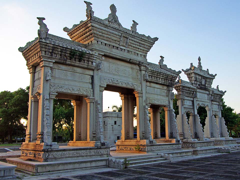 Meixi Royal Stone Archways