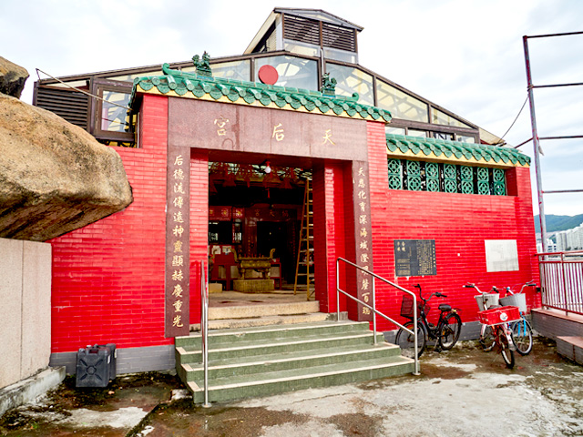 Past and Present: Hong Kong Fishermen’s History