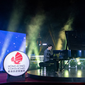 Internationally acclaimed pianist Niu Niu played live for the Hong Kong audience 