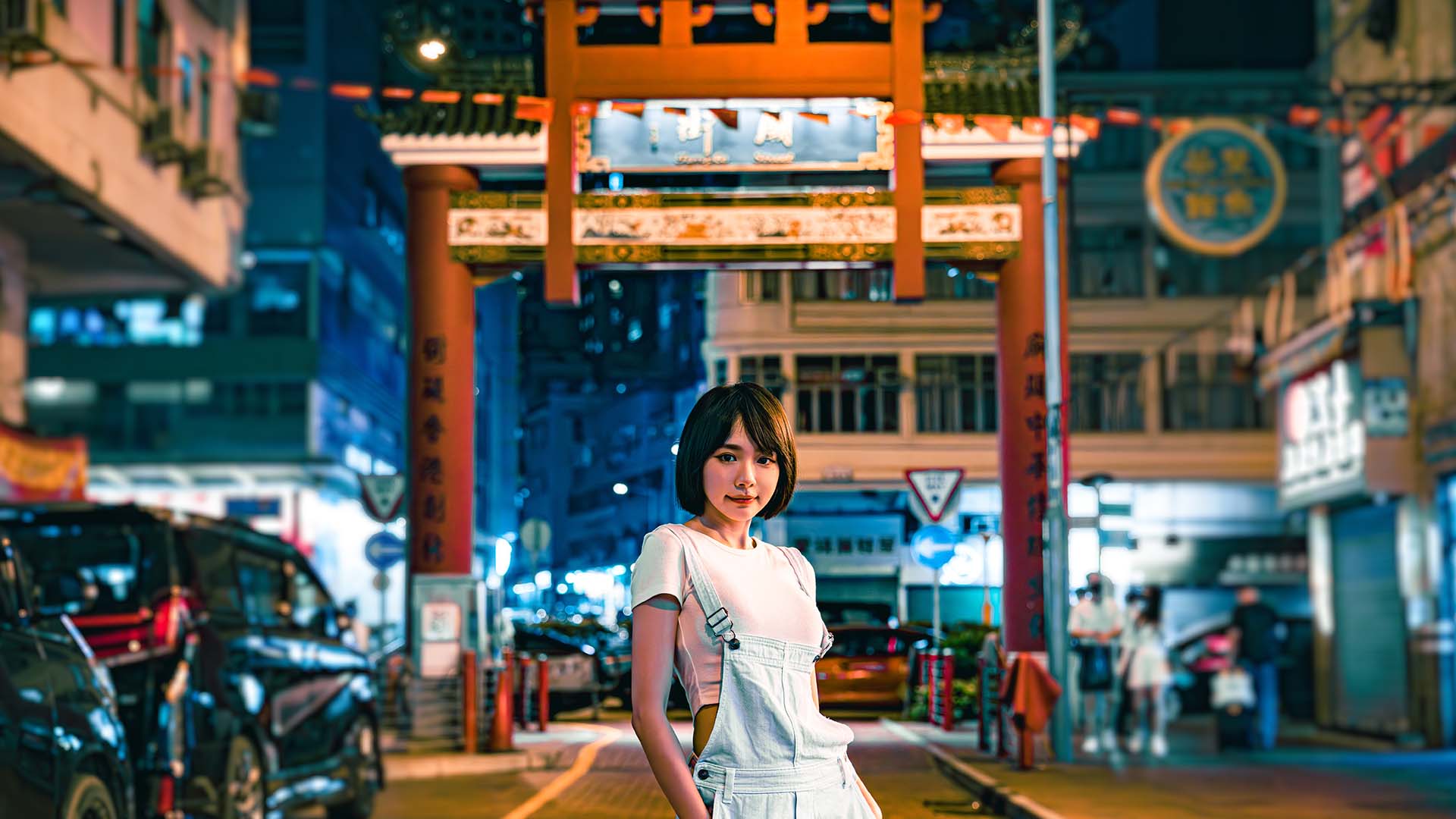 Lin Min-chen likens Temple Street to a film set