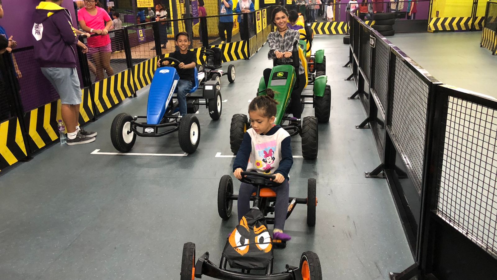 Jelajahi pengalaman keluarga yang menakjubkan di Ocean Park