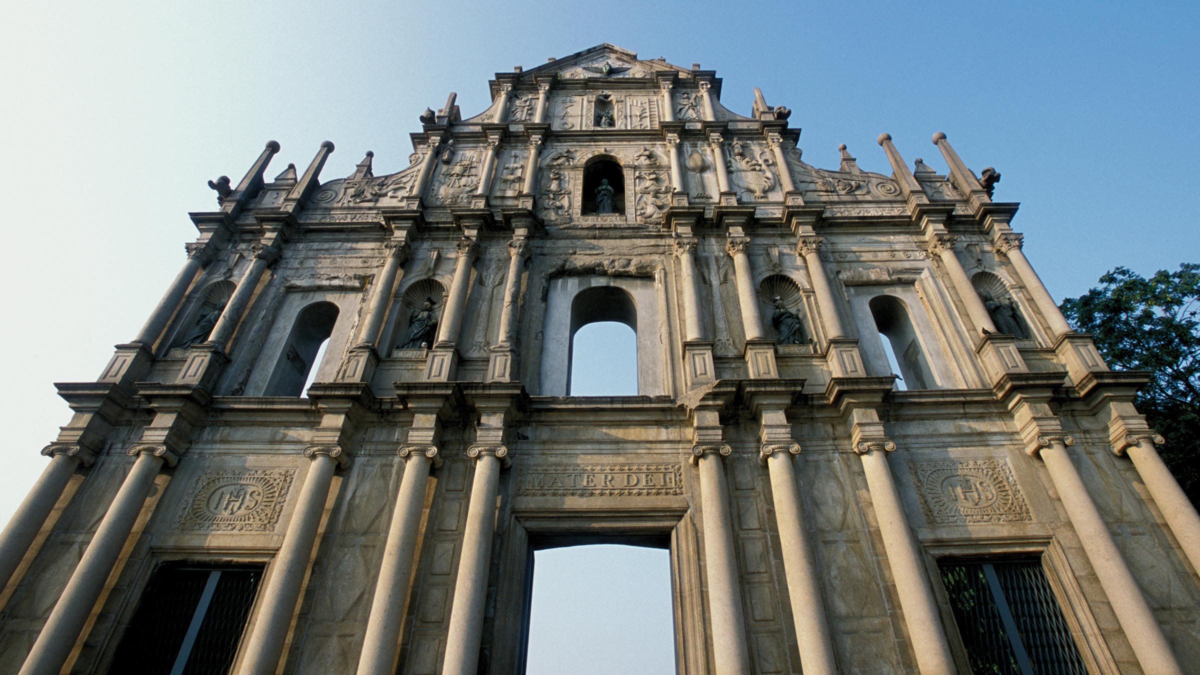 Classic Macau Hong Kong Tour: An Unforgettable Journey Awaits Classic Macau Hong Kong Tour: An Unforgettable Journey Awaits