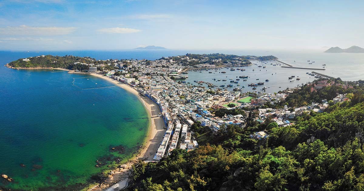 Scenic views of Cheung Chau's coastline